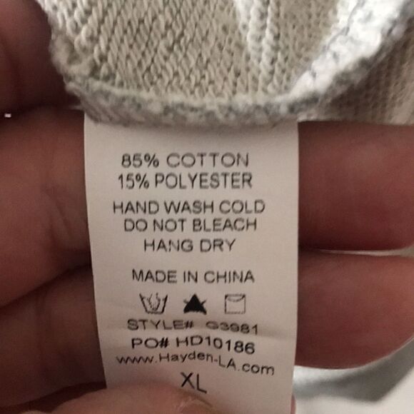 Hayden Girls NWT Gray  Peek-A-Boo Long Sleeve Sweatshirt Tunic Pockets Size XL - Picture 7 of 8